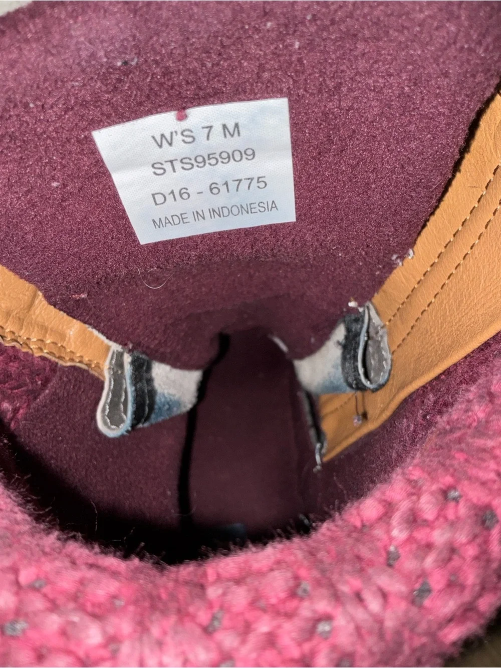 Sperry Gray Suede & Black Rubber Duck Boots with Burgundy Knit Cuff
